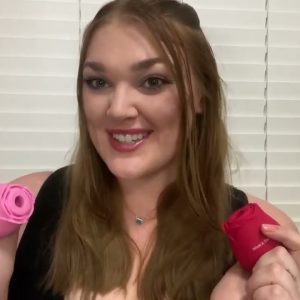 Testing Sucking Vibrators For The First Time | Trending Clit Sucking Rose Vibrators